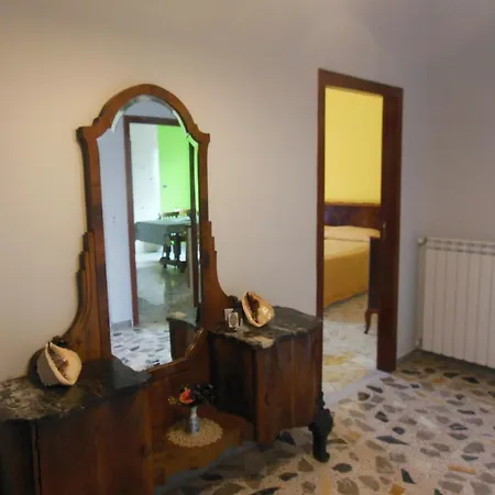 Tralia Apartamento